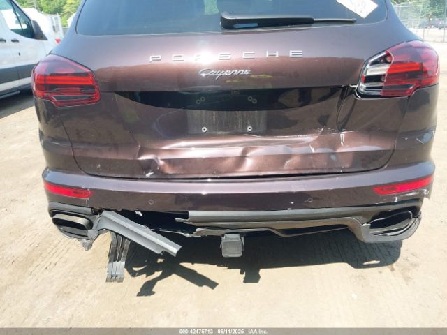 2017 PORSCHE CAYENNE WP1AA2A21HKA88424 Photo 5