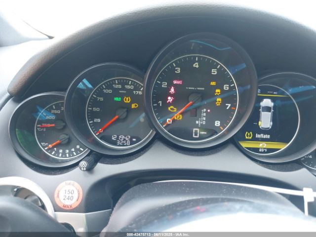 2017 PORSCHE CAYENNE WP1AA2A21HKA88424 Photo 6