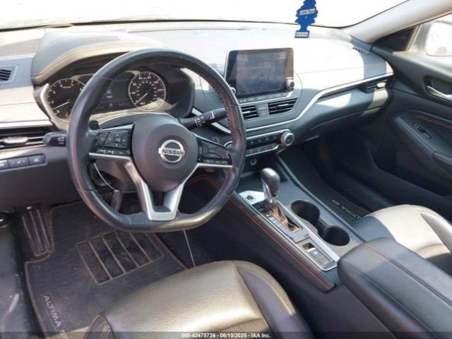 1N4BL4CW9KN303247 Nissan 2019