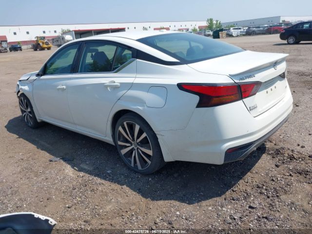 1N4BL4CW9KN303247 Nissan 2019