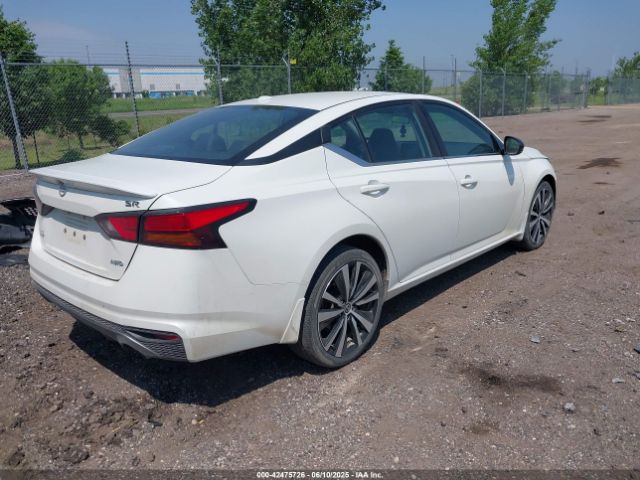 1N4BL4CW9KN303247 Nissan 2019