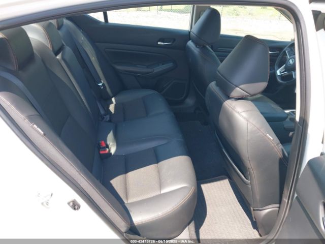 1N4BL4CW9KN303247 Nissan 2019