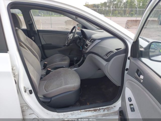 KMHCT4AE3GU074940 Hyundai ACCENT SE