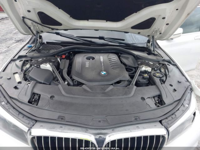 WBA7E2C53HG740273 BMW 740I