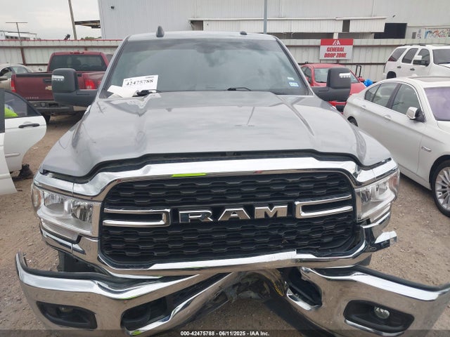 3C6UR5DL2RG233158 RAM 2500 Big Horn  4x4 6'4 Box