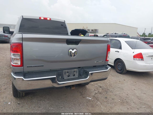 3C6UR5DL2RG233158 RAM 2500 Big Horn  4x4 6'4 Box