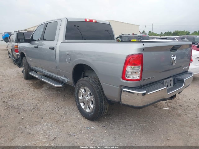 3C6UR5DL2RG233158 RAM 2500 Big Horn  4x4 6'4 Box