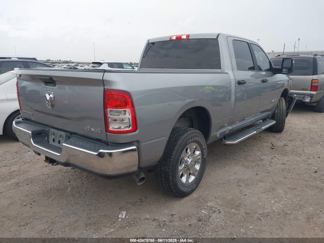 3C6UR5DL2RG233158 RAM 2500 Big Horn  4x4 6'4 Box