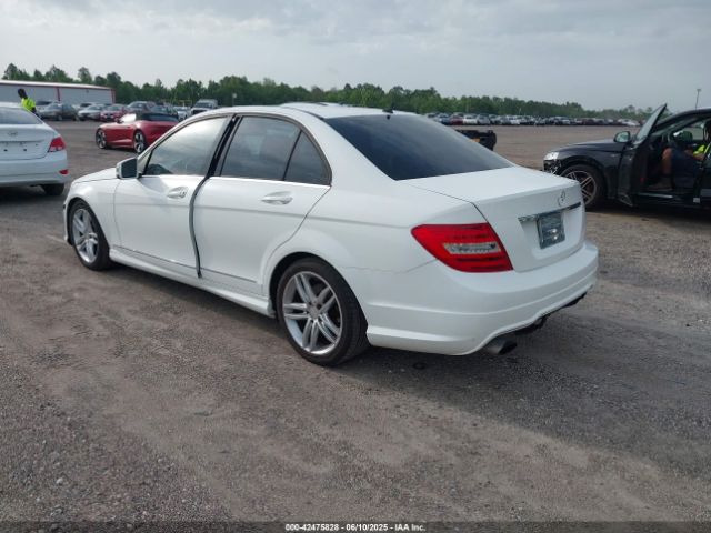 WDDGF4HB4ER309909 Mercedes-Benz C 250 Luxury/sport
