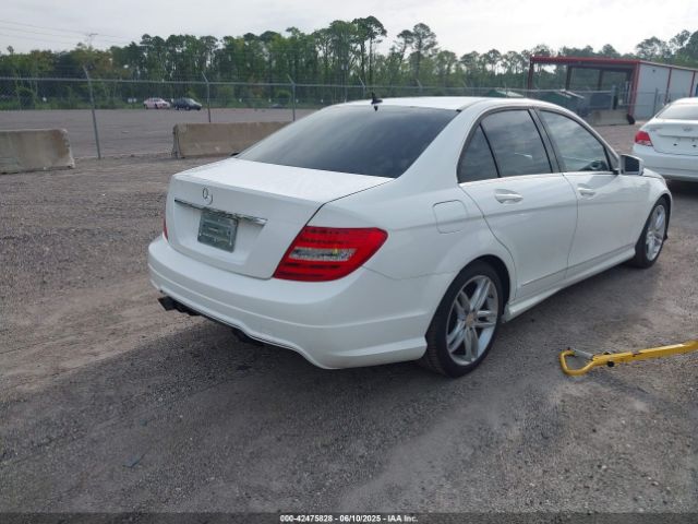 WDDGF4HB4ER309909 Mercedes-Benz C 250 Luxury/sport