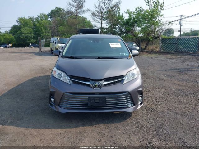 5TDYZ3DC1KS016206 Toyota Sienna Xle 8 Passenger