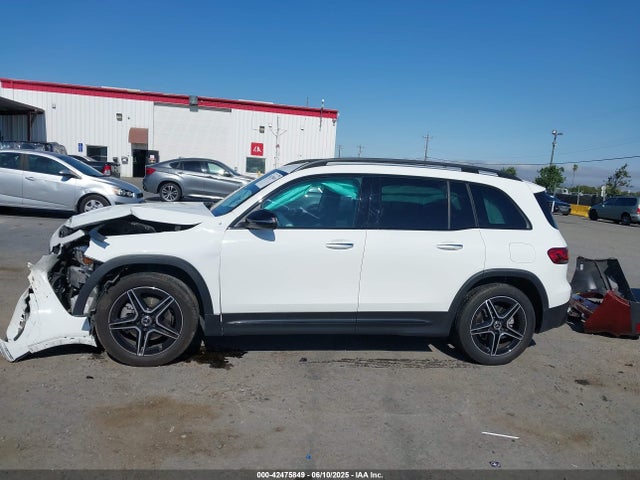 W1N4M4HB5NW242332 Mercedes-Benz m260