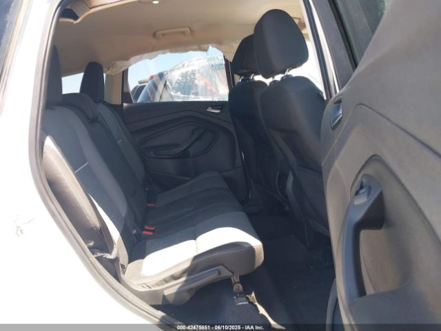1FMCU0GX9FUA62790 Ford Escape