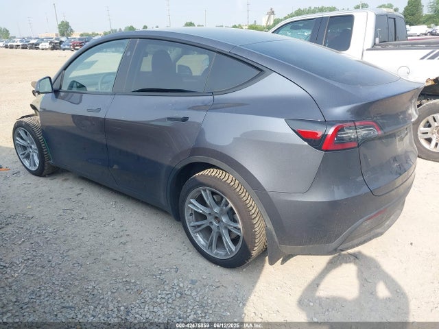 2023 TESLA MODEL Y 7SAYGDEE0PA188508 Photo 2