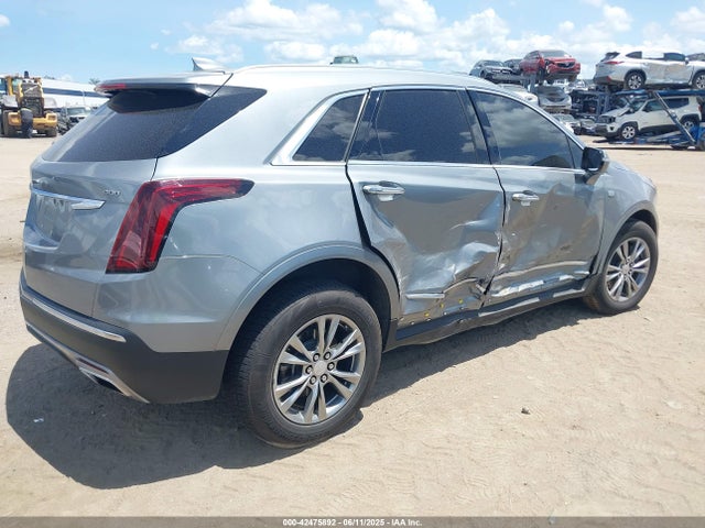 2023 CADILLAC XT5 1GYKNCRS6PZ151361 Photo 3