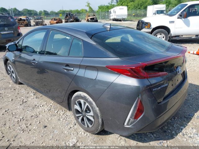 2017 TOYOTA PRIUS PRIME JTDKARFP6H3046361 Photo 2