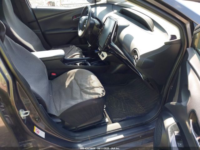 2017 TOYOTA PRIUS PRIME JTDKARFP6H3046361 Photo 4