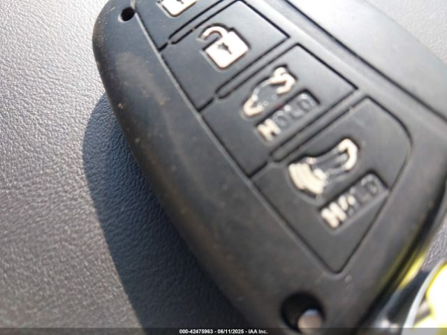 KMHGN4JE5FU036975 Hyundai Genesis 3.8