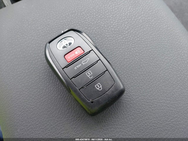 4T1DAACKXSU129162 Toyota a25a-fxs