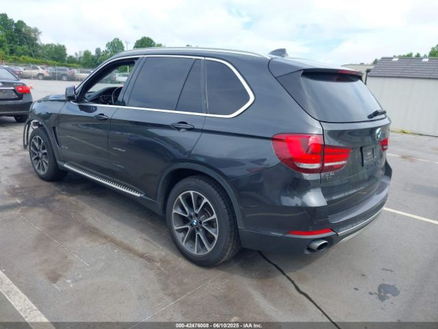2016 BMW X5 5UXKR0C57G0U48671 Photo 2