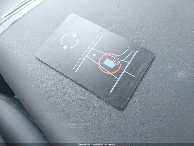 2023 TESLA MODEL Y 7SAYGDEE1PA192907 Photo 10