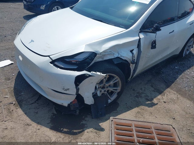 2023 TESLA MODEL Y 7SAYGDEE1PA192907 Photo 5