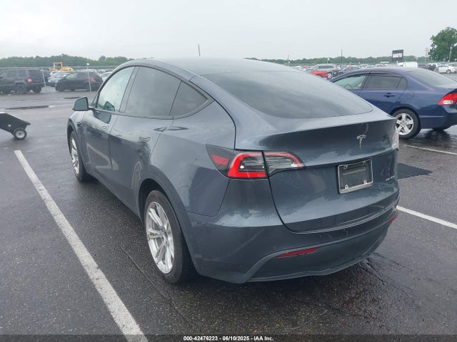 2021 TESLA MODEL Y 5YJYGDEE5MF069798 Photo 2