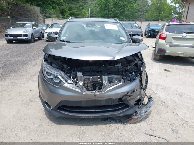 JN1BJ1CRXKW621125 Nissan 2019