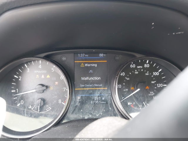 JN1BJ1CRXKW621125 Nissan 2019