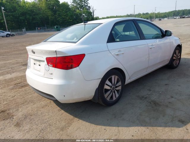 2013 KIA FORTE KNAFU4A22D5665767 Photo 3