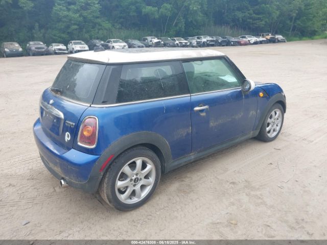 2007 MINI COOPER WMWMF33547TT54814 Photo 3