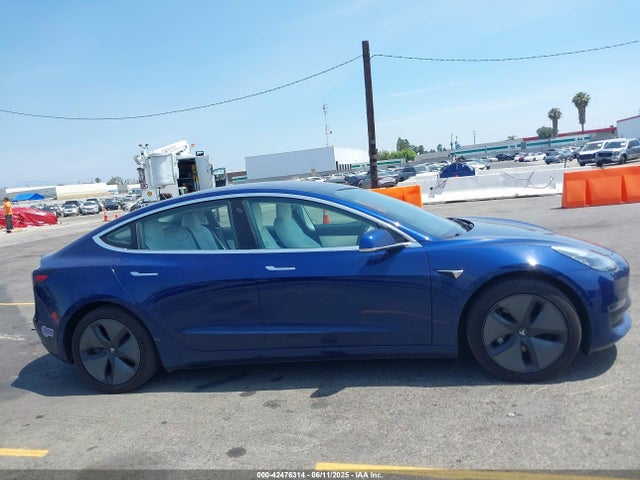 Tesla MODEL 3 2018 5YJ3E1EAXJF155759 Image 13
