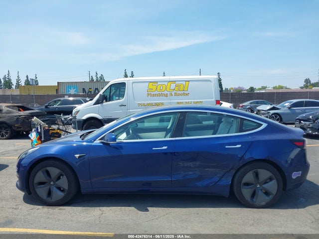Tesla MODEL 3 2018 5YJ3E1EAXJF155759 Image 14