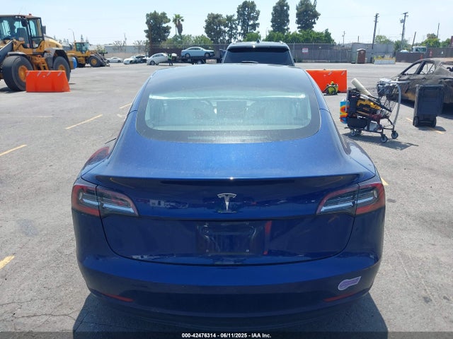 Tesla MODEL 3 2018 5YJ3E1EAXJF155759 Image 16