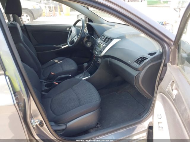 KMHCT5AE7HU324218 Hyundai Accent
