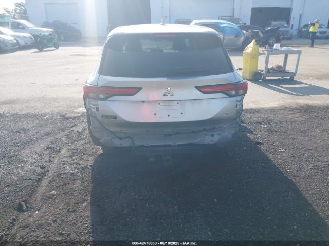 JA4J4TA84NZ028508 Mitsubishi Outlander Es 2.5 S-awc
