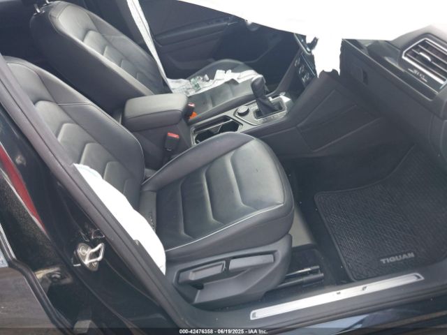2020 VOLKSWAGEN TIGUAN 3VV4B7AX1LM072893 Photo 4