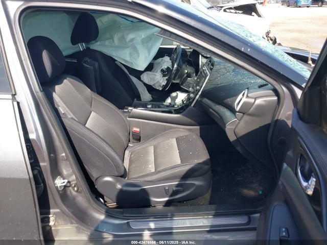 Nissan Maxima 2019 1N4AA6AV2KC380674 Image 5