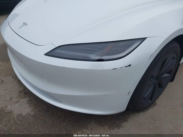 2025 TESLA MODEL 3 5YJ3E1EB5SF893625 Photo 5