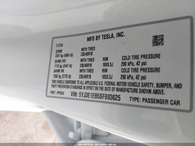 2025 TESLA MODEL 3 5YJ3E1EB5SF893625 Photo 8