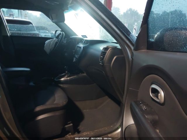 2018 KIA SOUL KNDJP3A57J7592436 Photo 4