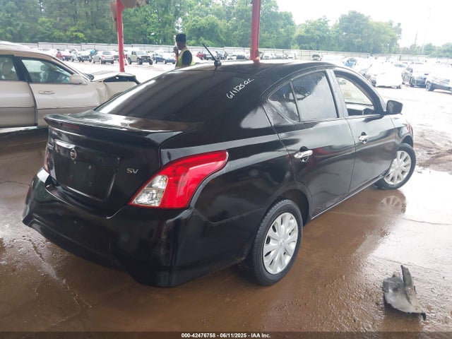 3N1CN7AP4JL815750 Nissan 2018