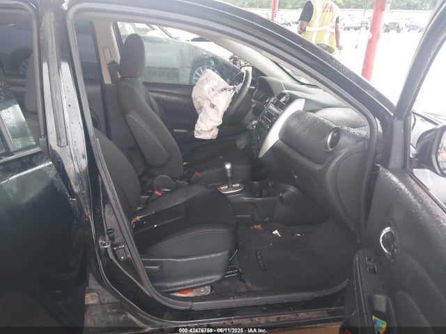 3N1CN7AP4JL815750 Nissan 2018