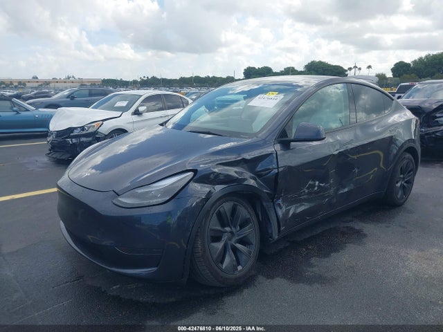 2025 TESLA MODEL Y 7SAYGDED5SA371404 Photo 1
