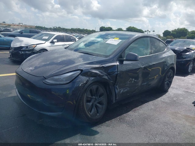 2025 TESLA MODEL Y 7SAYGDED5SA371404 Photo 5
