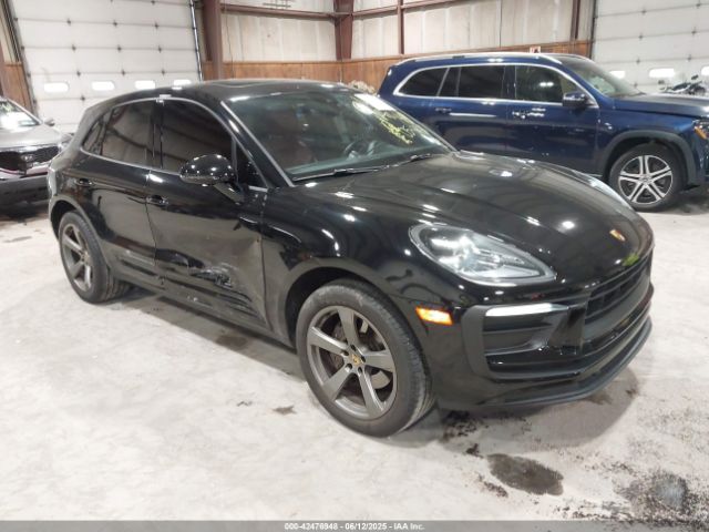 2022 PORSCHE MACAN WP1AA2A54NLB11338