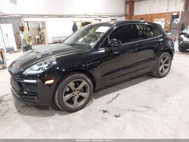 2022 PORSCHE MACAN WP1AA2A54NLB11338 Photo 1