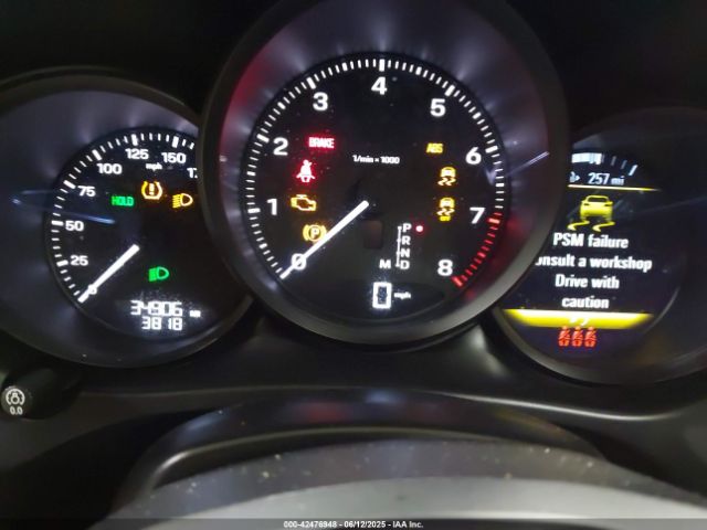 2022 PORSCHE MACAN WP1AA2A54NLB11338 Photo 6