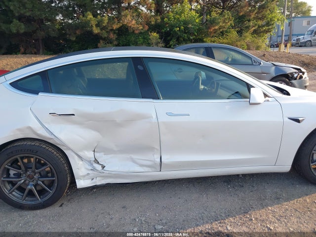 Tesla 2020 2020 5YJ3E1EB1LF665106 Image 13
