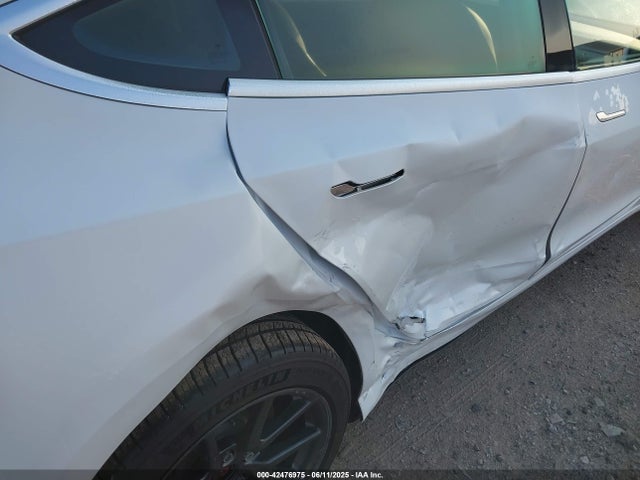 2020 TESLA MODEL 3 5YJ3E1EB1LF665106 Photo 5